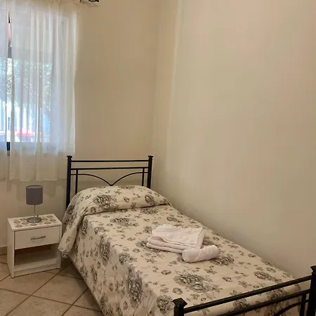 Casavacanza Graziuso Apartament *